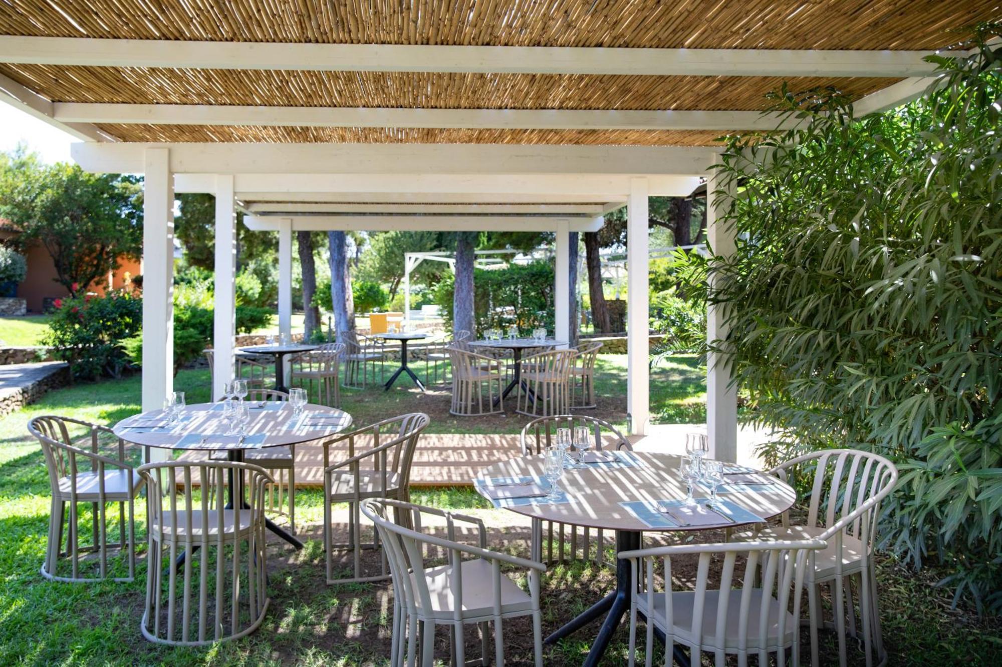 Mclub Budoni Exterior photo